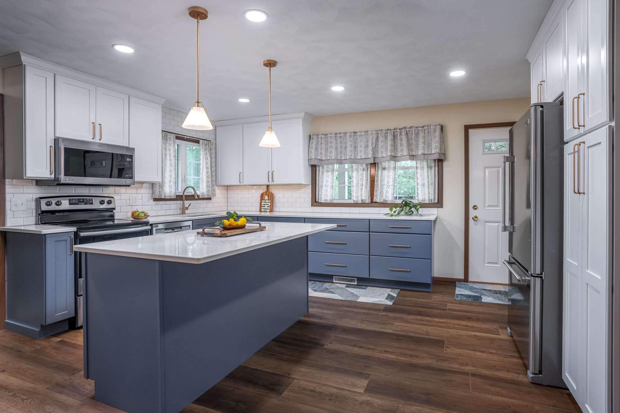 Transitional Kitchen Remodel by Patt Co. Design project photo